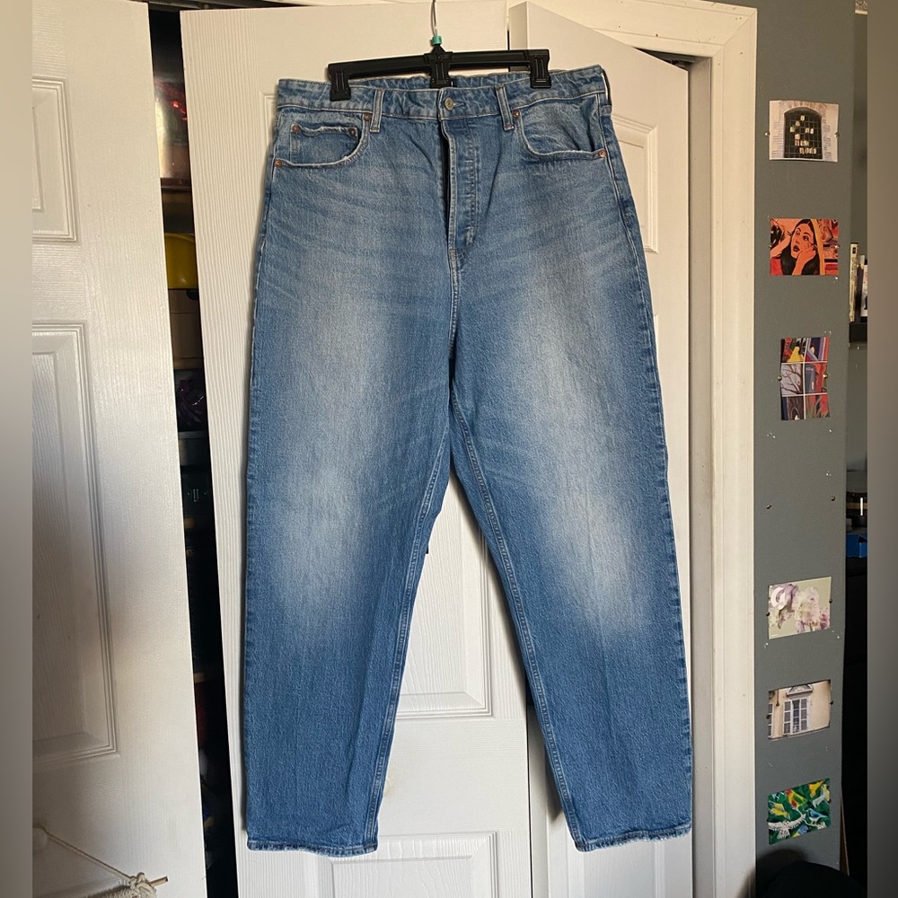 GAP Curvy Cheeky Straight Jeans